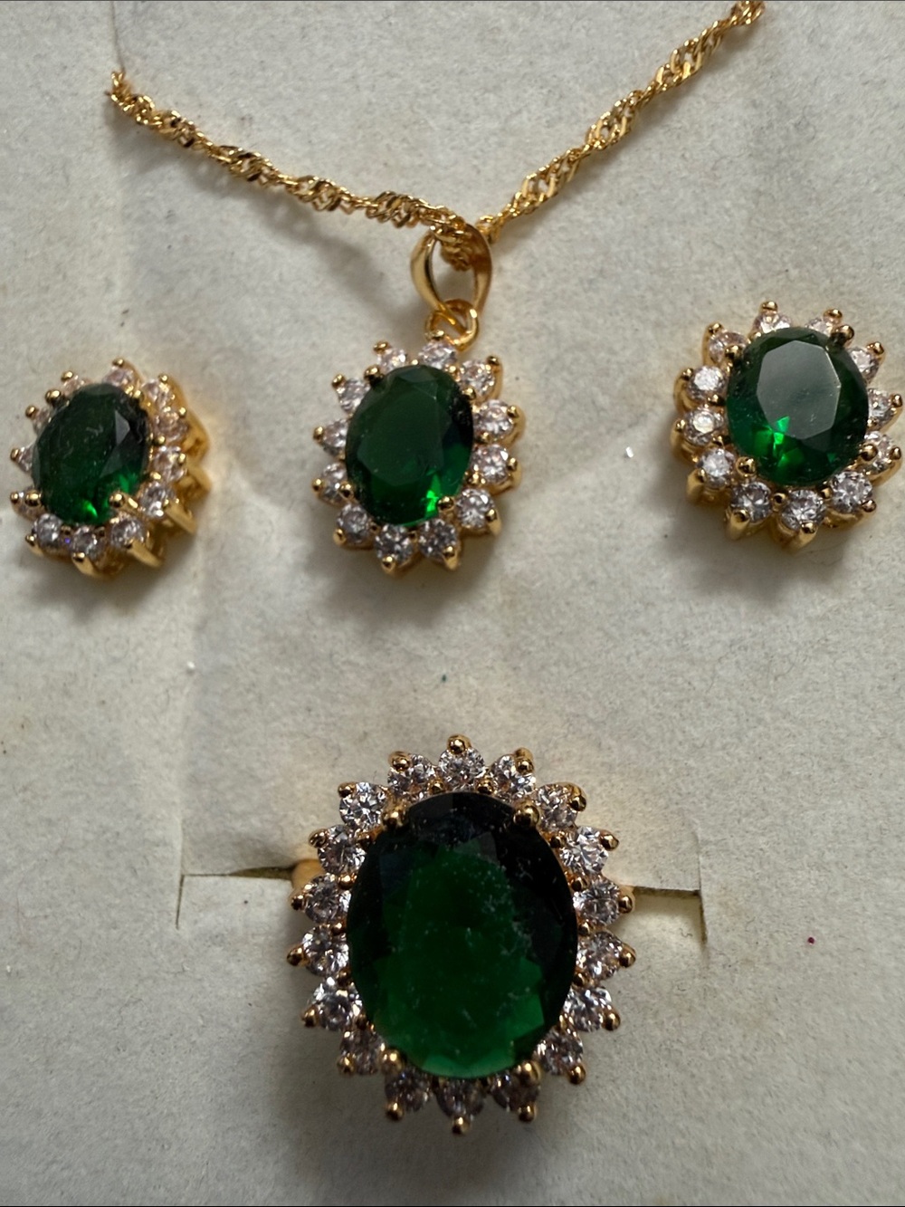Gold Green Crystal Necklace & Ring Set — Elegant Green Pendant and Studs